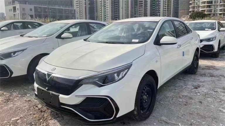 Venucia D60ev (the same model as the Nissan Sylphy), produced in 2020 and 21, and the price is less than 10,000 US dollars!